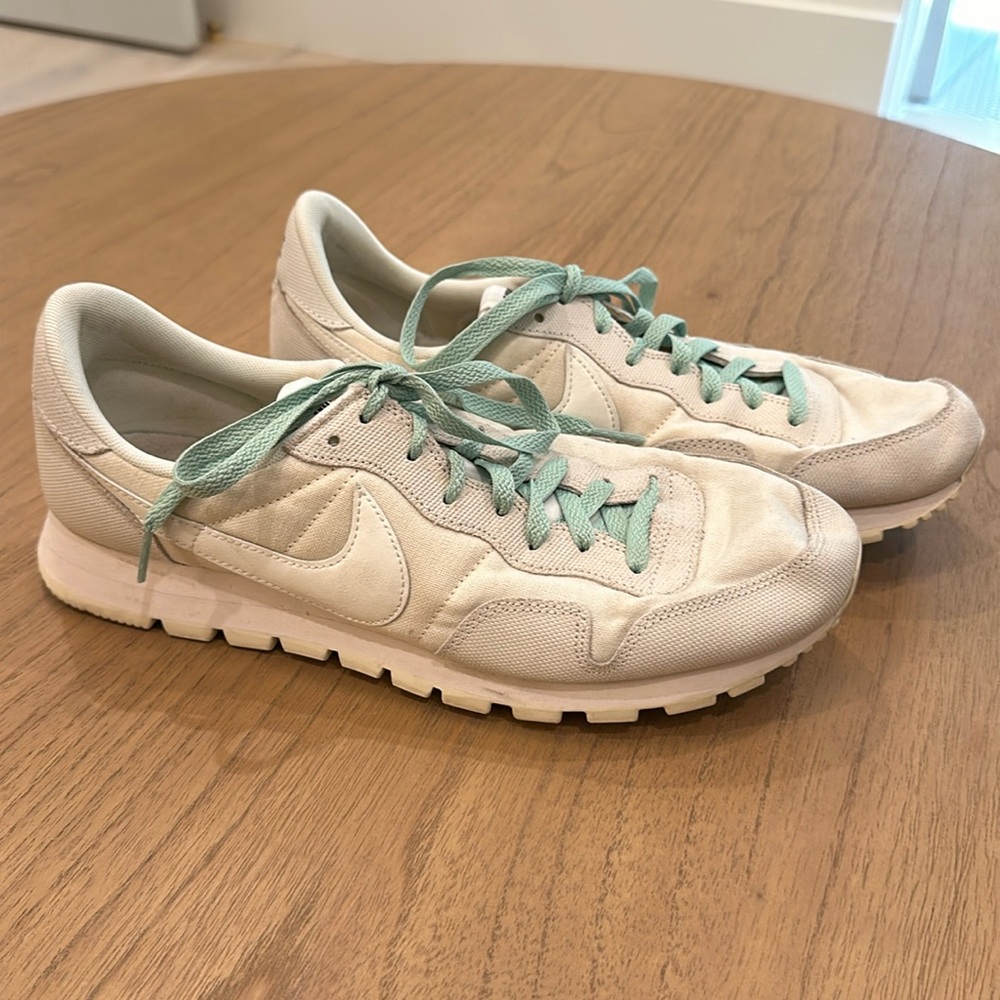 Nike sneakers, cream with teal laces (size 10.5 men’s)